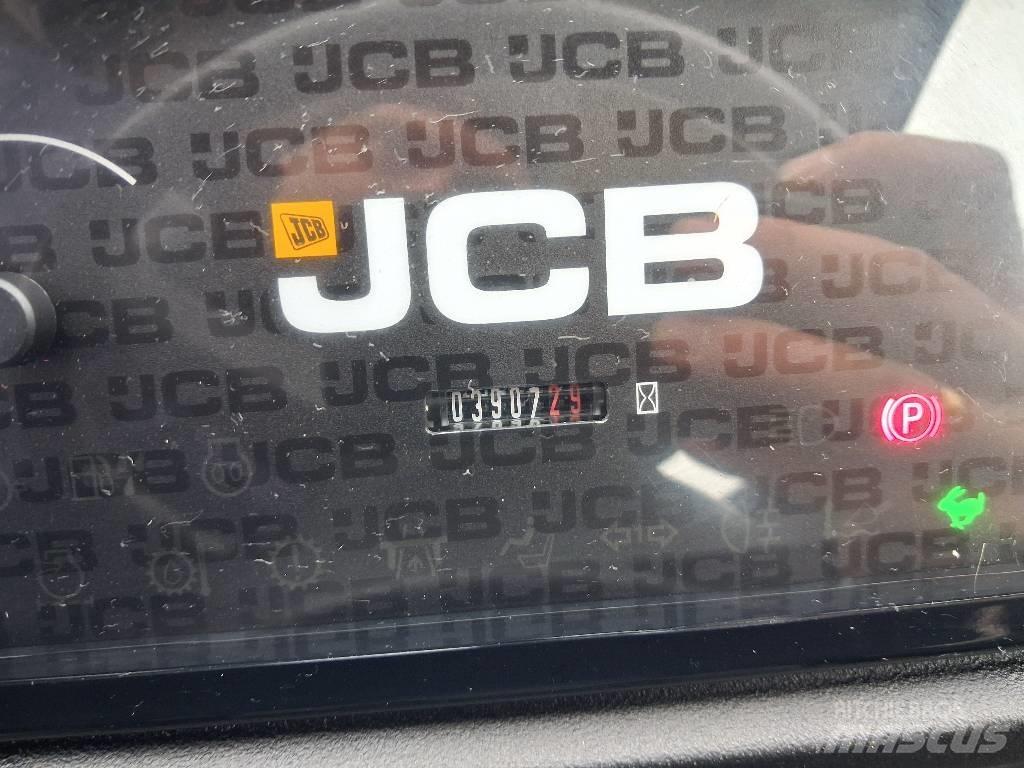 JCB 406 Incarcator pe pneuri