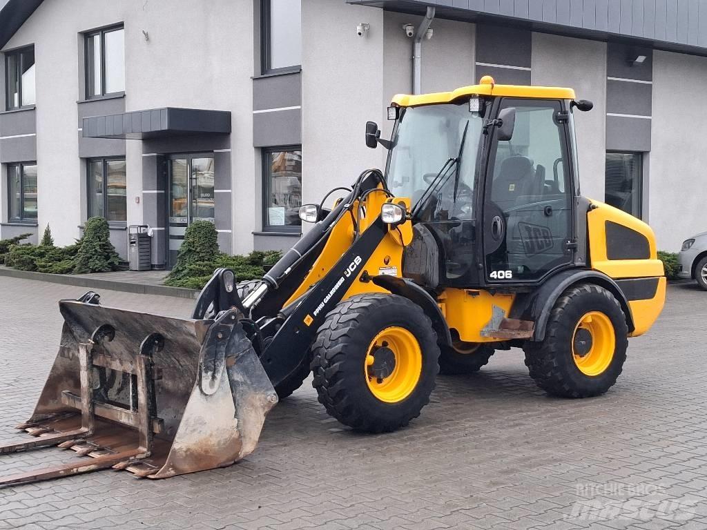 JCB 406 Incarcator pe pneuri