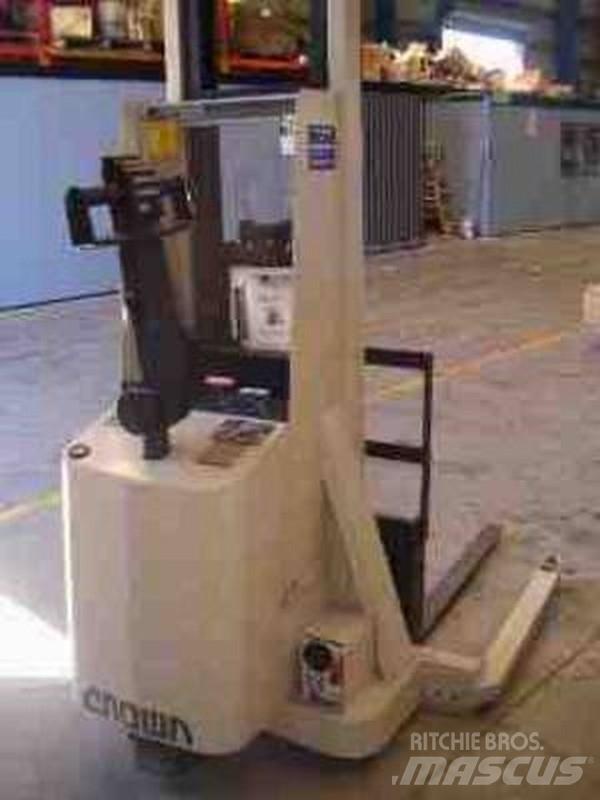 Crown 20MT110A Transpaleta manuala