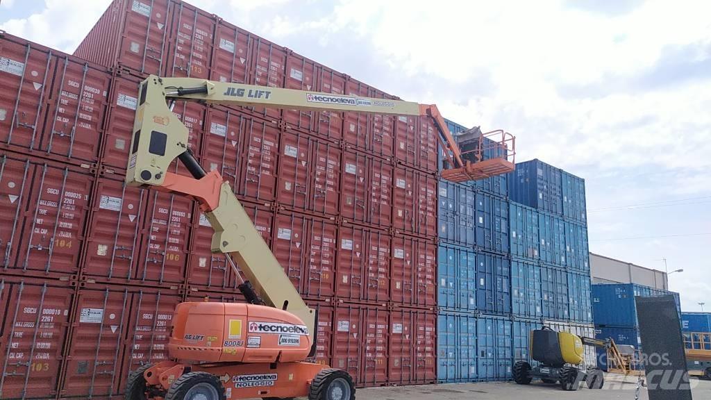 JLG 800 AJ Nacele cu brat articulat