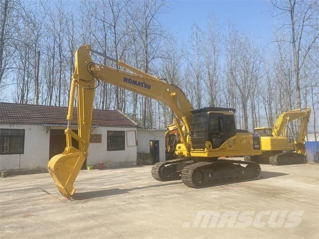 Komatsu PC200-7 Excavatoare pe șenile
