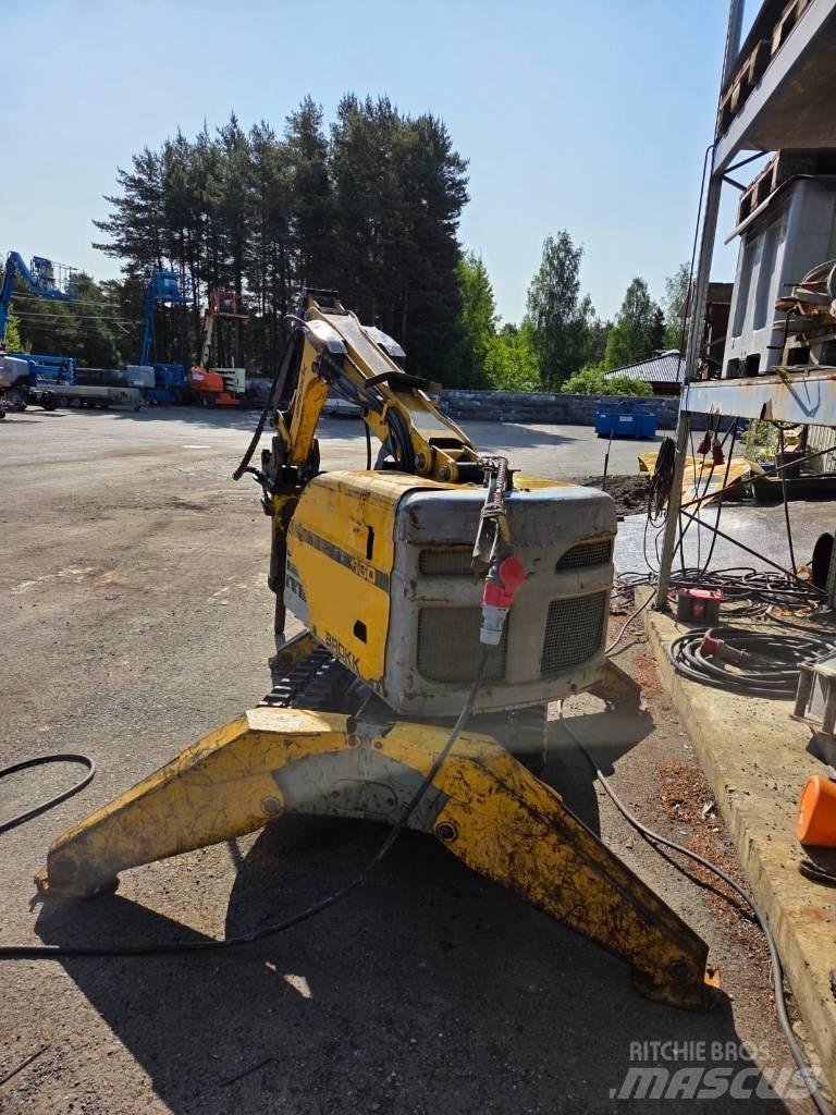 Brokk 160 Excavatoare de demolare
