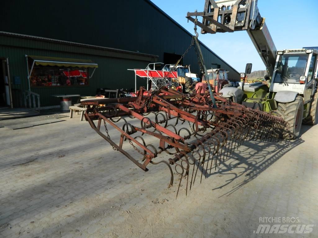 Lilla Harrie 3600 Cultivatoare