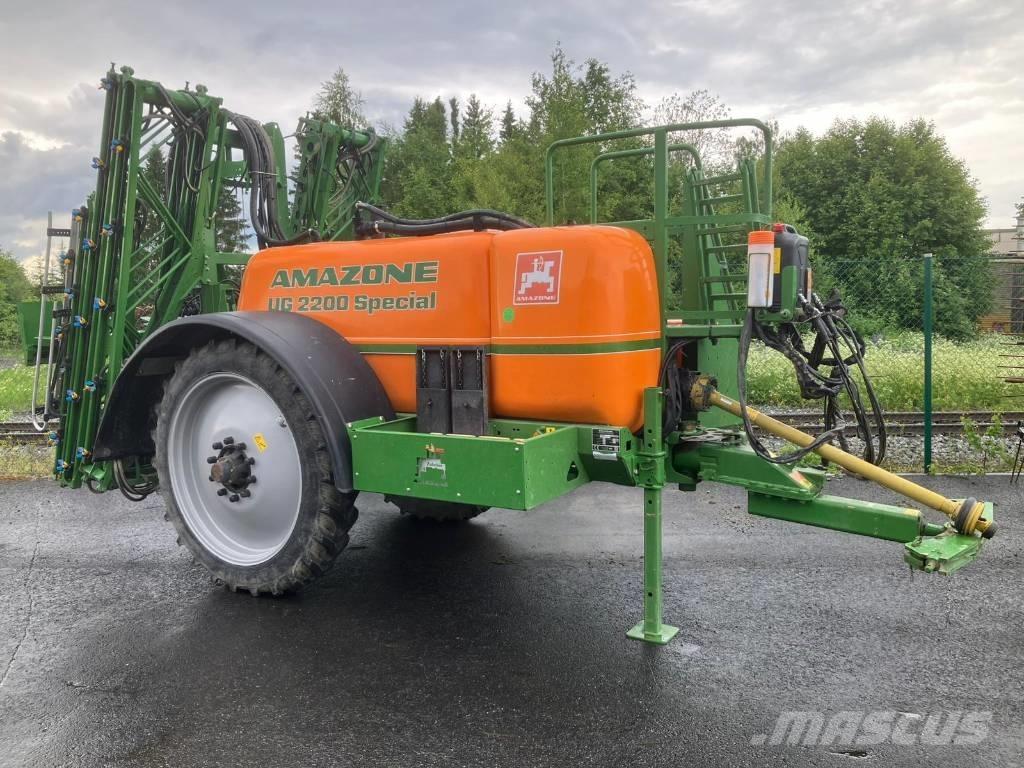 Amazone UG 2200 Tractoare agricole sprayers