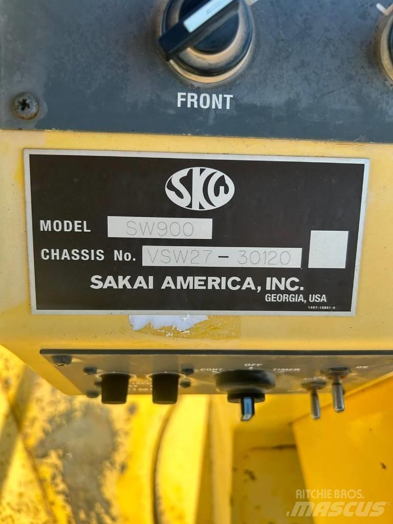 Sakai SW 900 Cilindri compactori cu roti