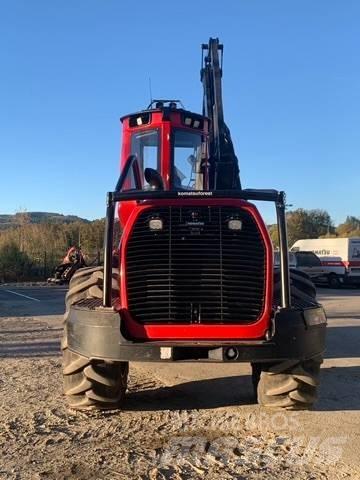 Komatsu 901 Combine forestiere