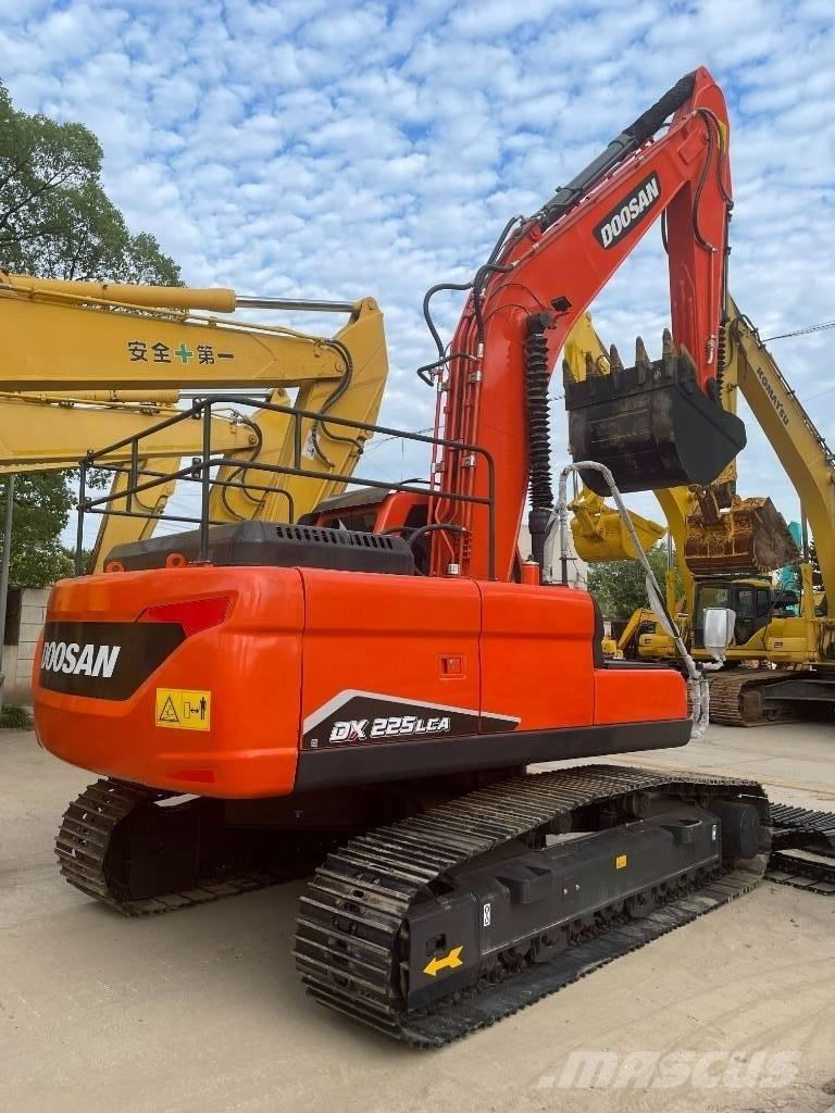 Doosan DX 225 Excavatoare 7t - 12t