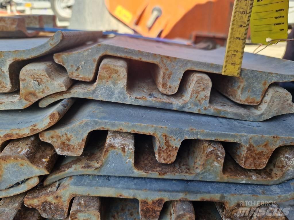 Volvo EC 200 Lanturi, senile si sasiu