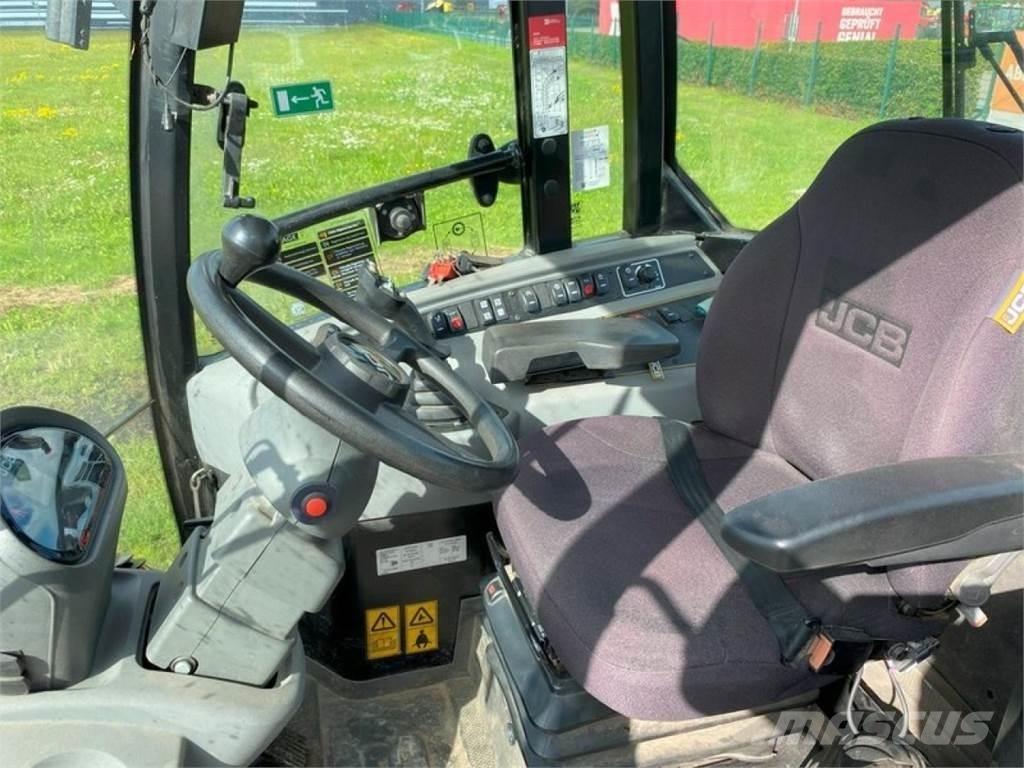 JCB TM 220 - 40 KM/H Manipulatoare agricole