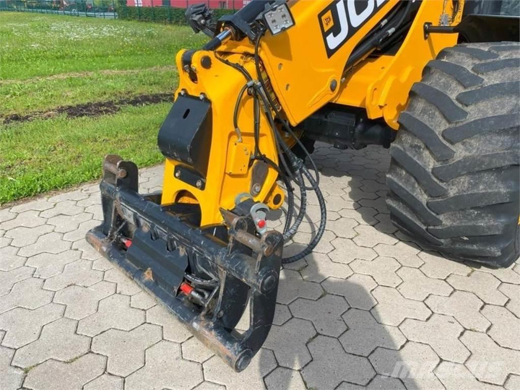 JCB TM 220 - 40 KM/H Manipulatoare agricole