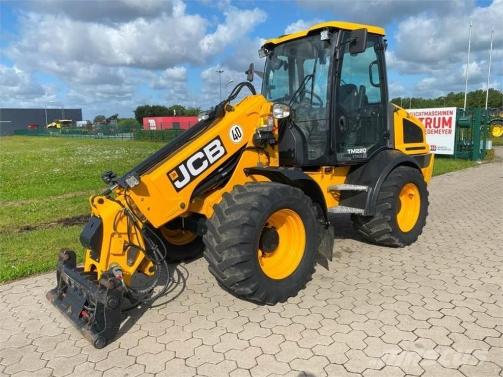 JCB TM 220 - 40 KM/H Manipulatoare agricole