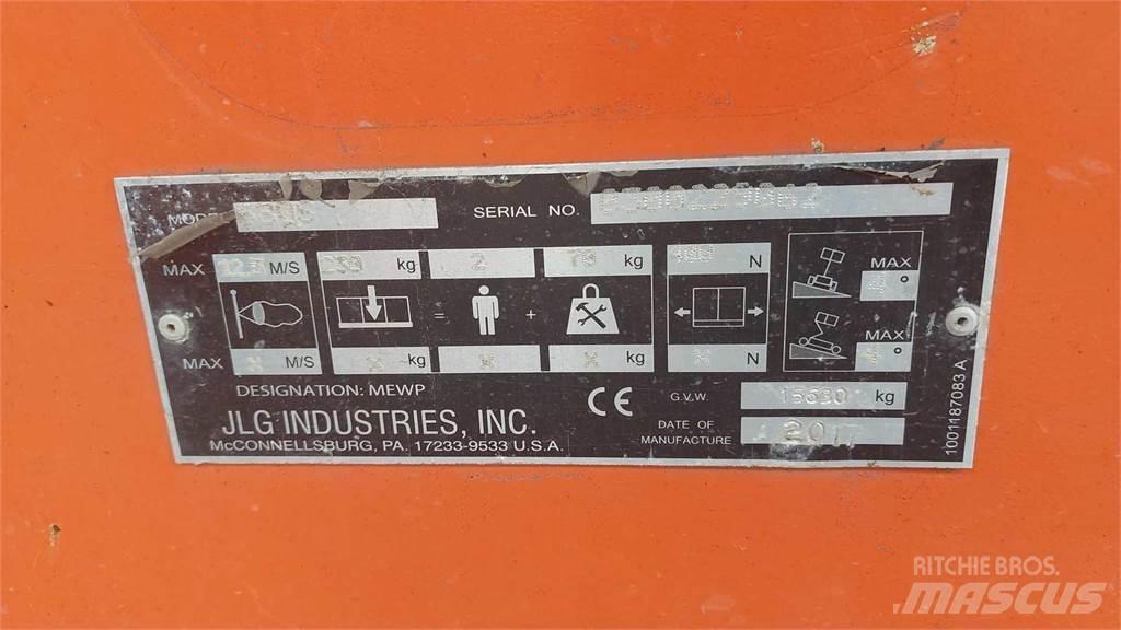 JLG 680SGW+ Nacele cu brat telescopic