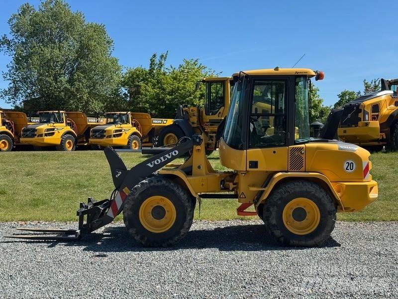 Volvo L 35 G Incarcator pe pneuri