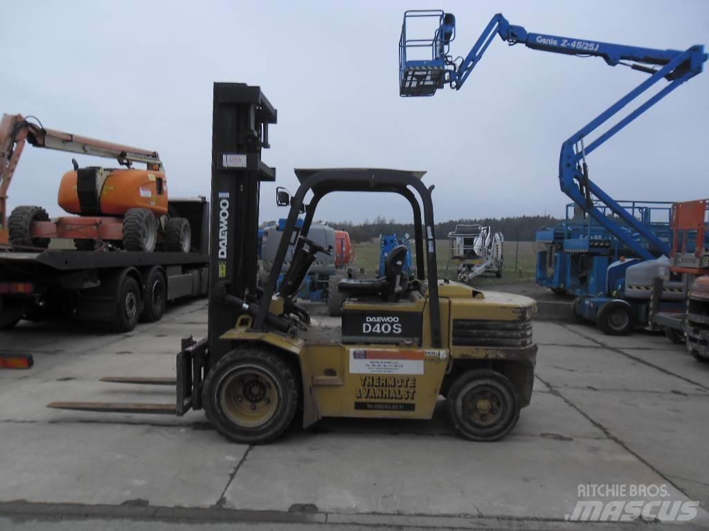 Daewoo Doosan D 40S Stivuitor diesel
