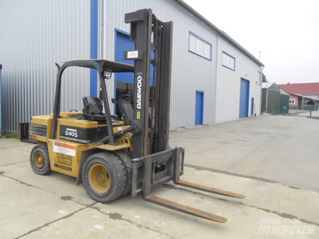 Daewoo Doosan D 40S Stivuitor diesel