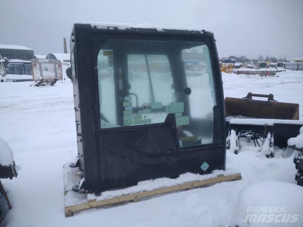 Volvo BM 325FL Cabin Cabine si interior