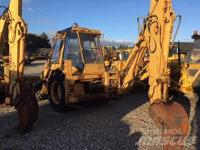 CAT 428 Buldoexcavatoare