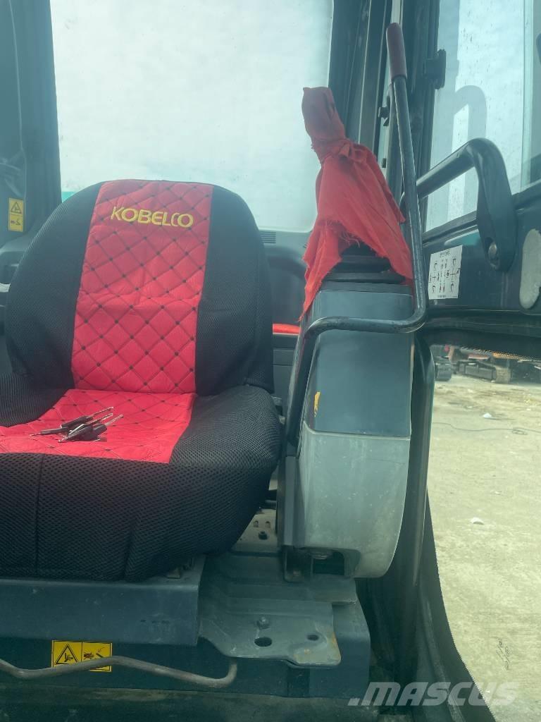 Kobelco SK 75 Excavatoare 7t - 12t