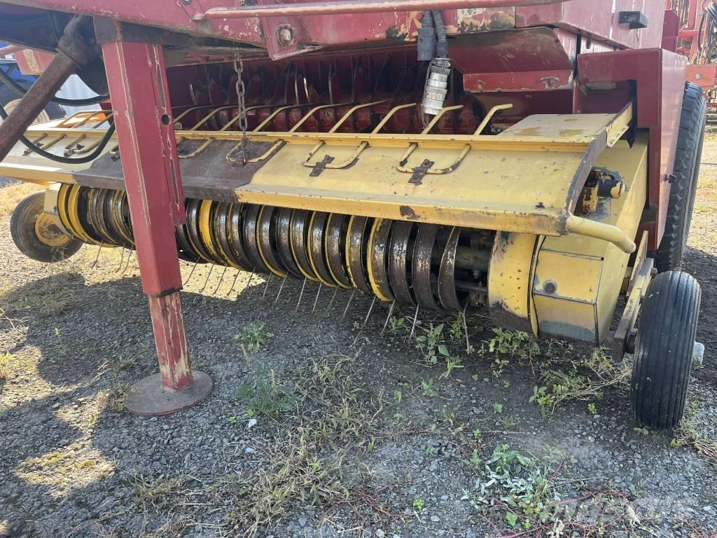 New Holland 544 Masina de balotat cilindric