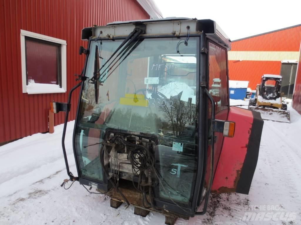 Massey Ferguson 8150 Cabine si interior