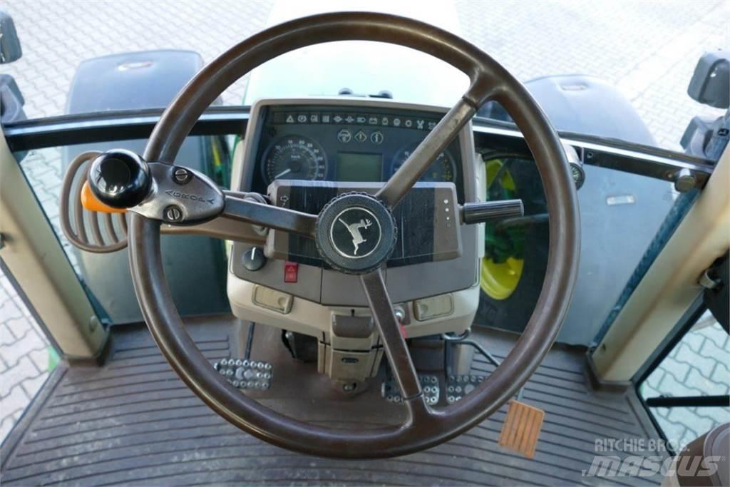 John Deere 6910 Tractoare