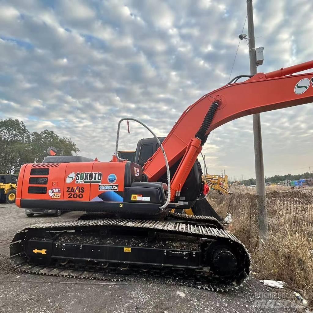 Hitachi ZX 200 Excavatoare pe șenile
