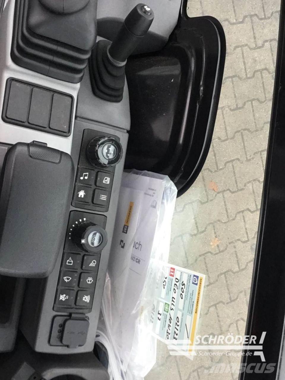 CAT 302 CR Excavatoare cu roti