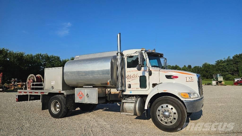 Peterbilt PB335 Cisterne