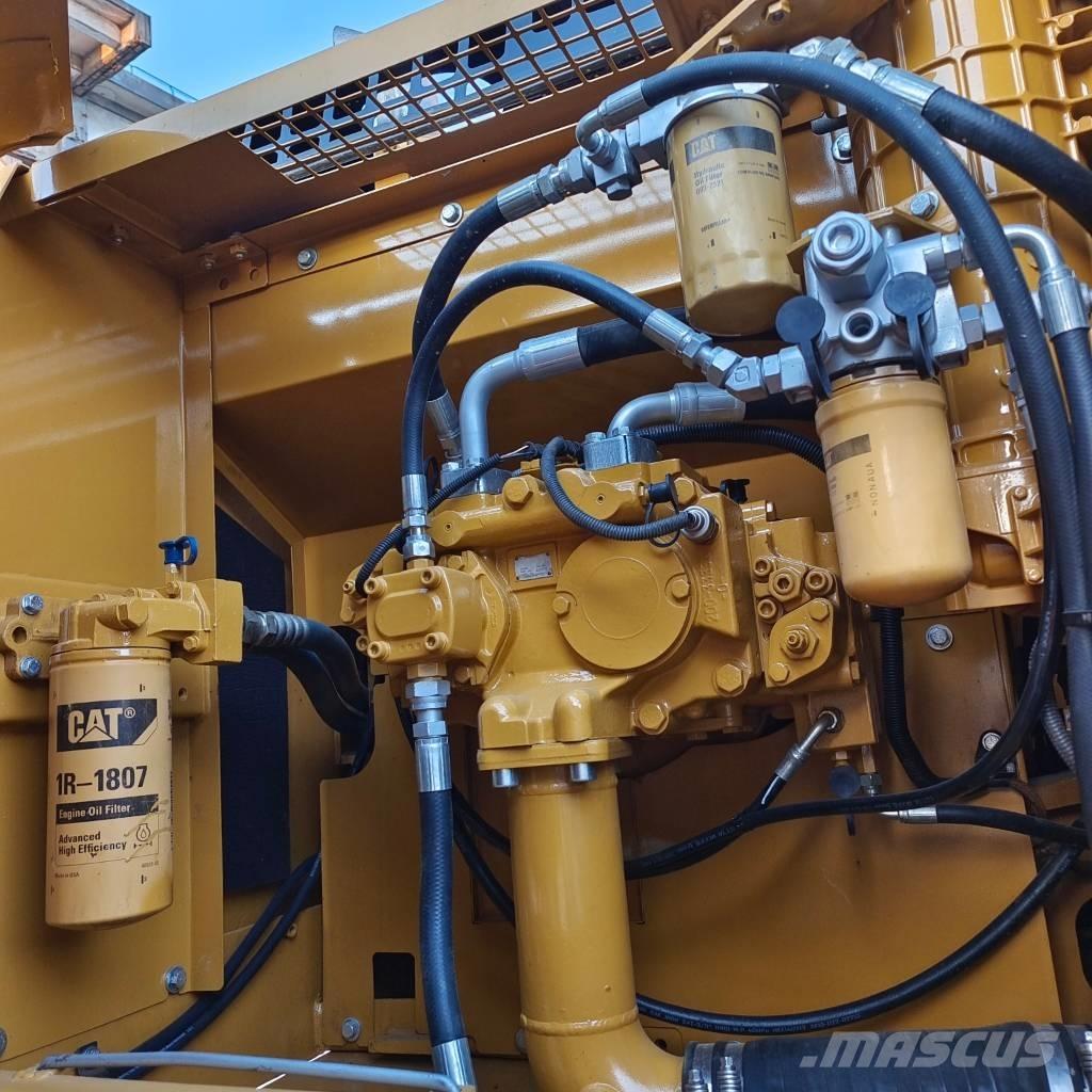 CAT 330 D Excavatoare pe șenile
