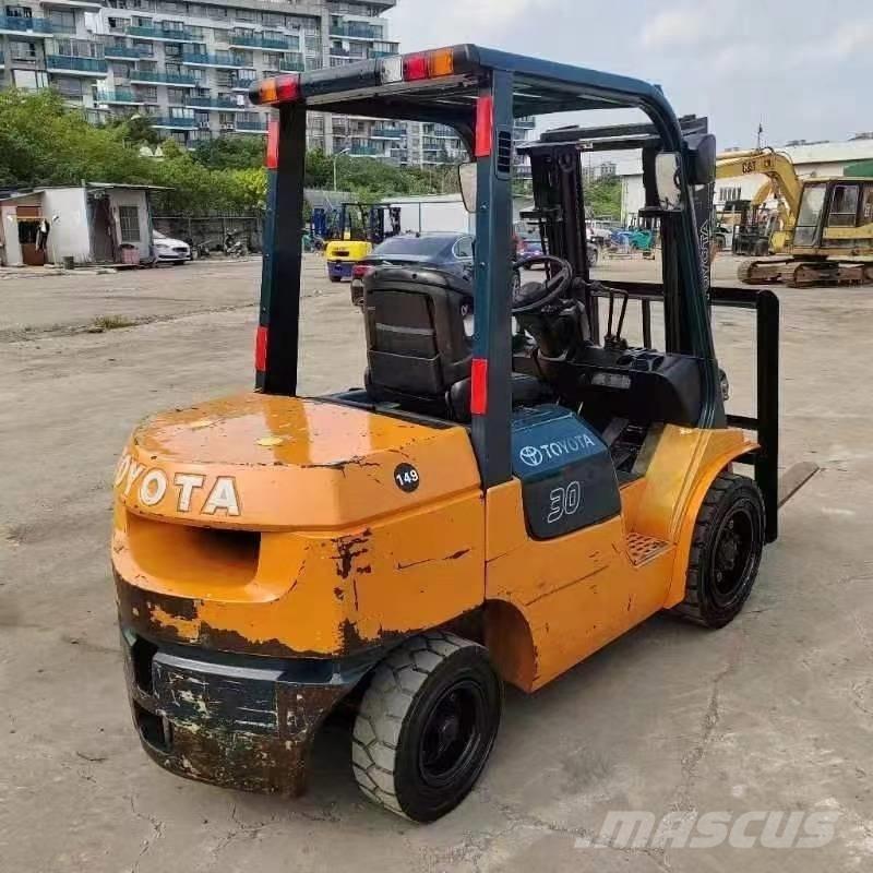 Toyota FD 30 Stivuitor diesel