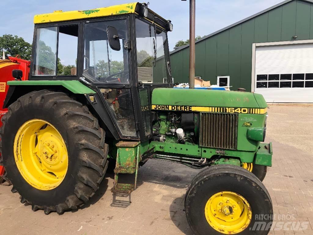 John Deere 1640 Tractoare