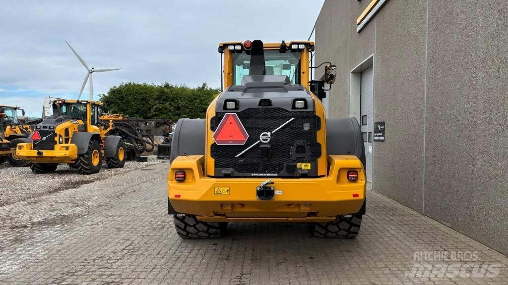 Volvo L 120 H Incarcator pe pneuri