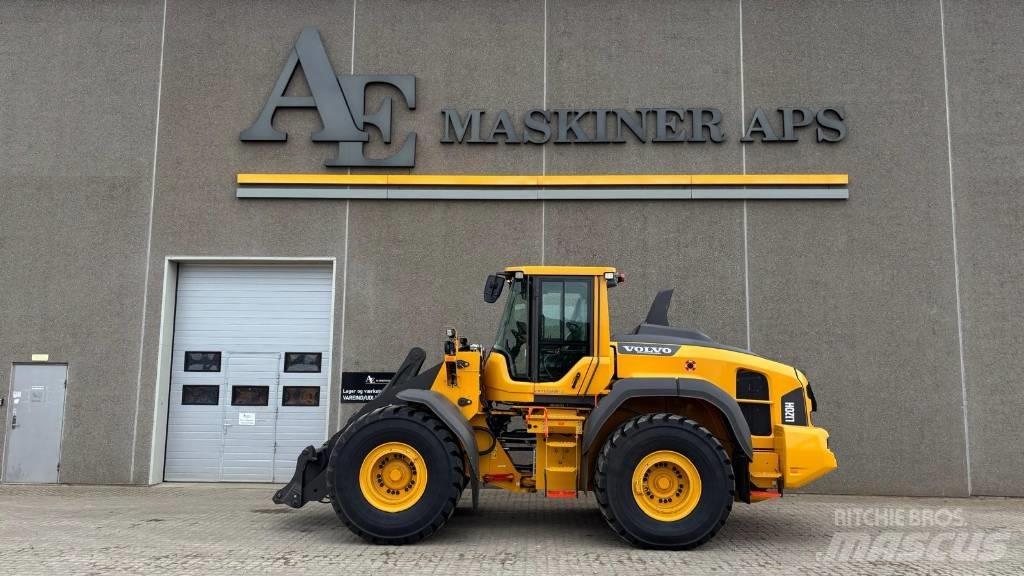 Volvo L 120 H Incarcator pe pneuri