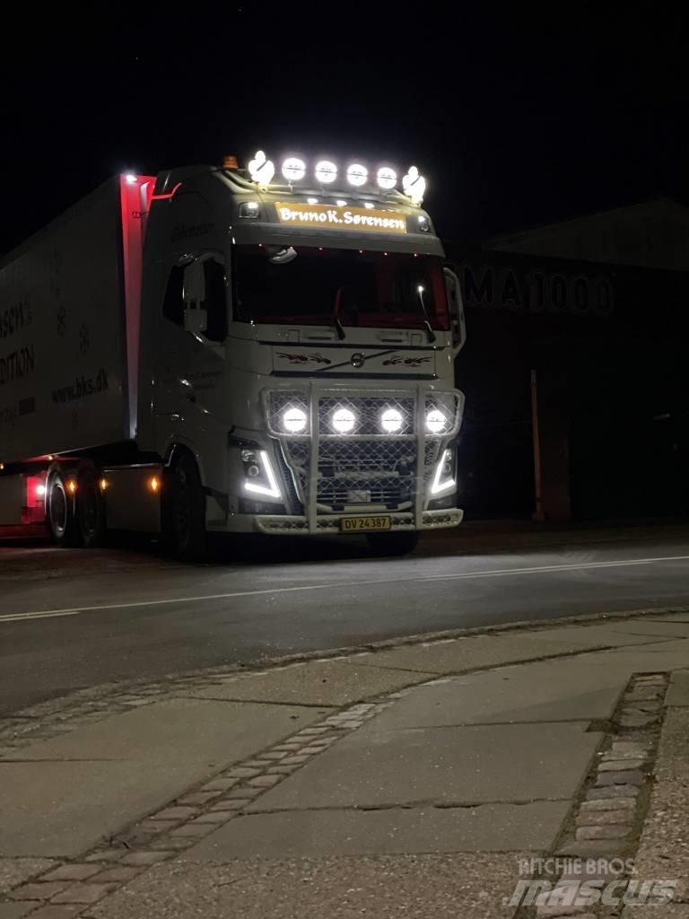 Volvo FH 16 550 Autotractoare