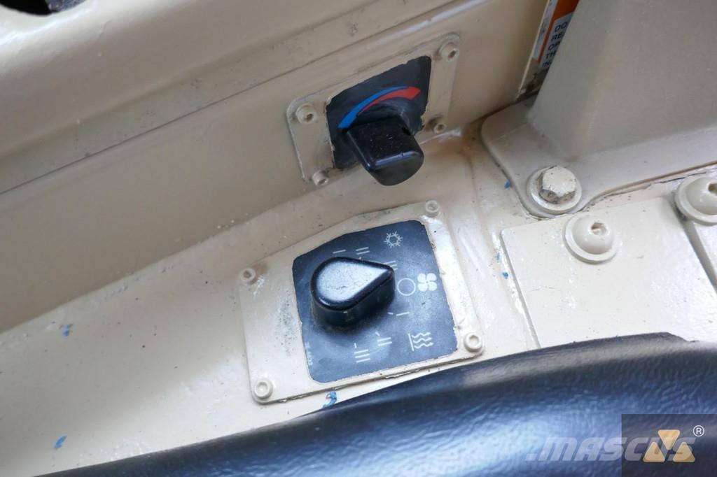 CAT D9R Buldozere pe senile