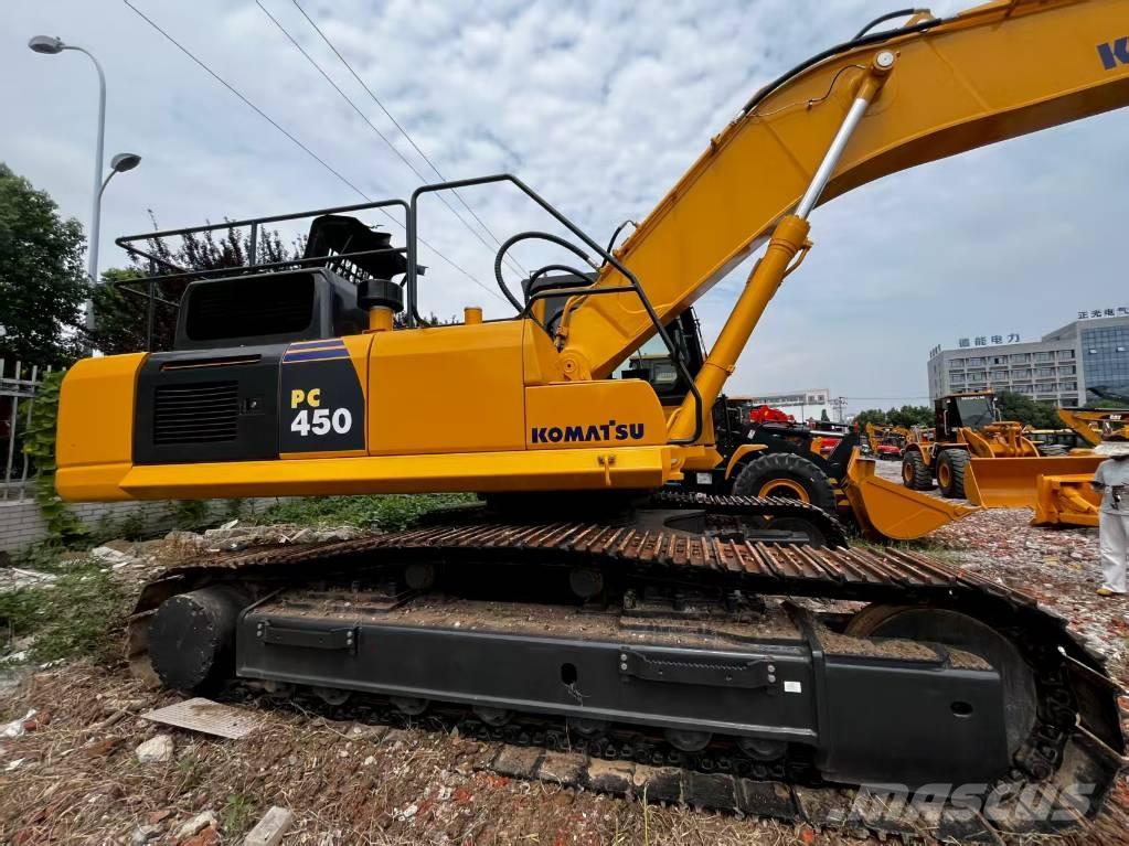 Komatsu PC 450 Excavatoare pe șenile
