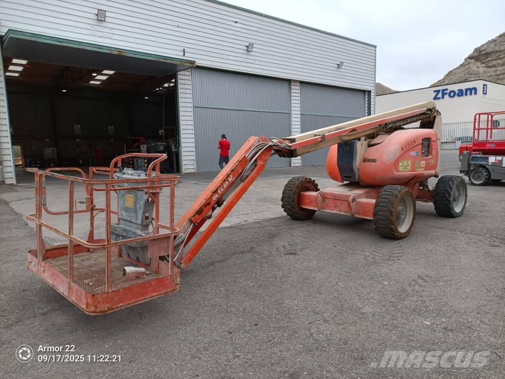JLG 600 AJ Nacele cu brat articulat