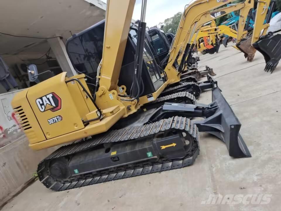 CAT 307 E Excavatoare pe șenile

