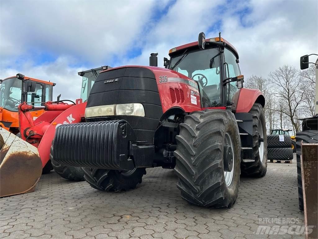 Case IH Magnum 335 Tractoare