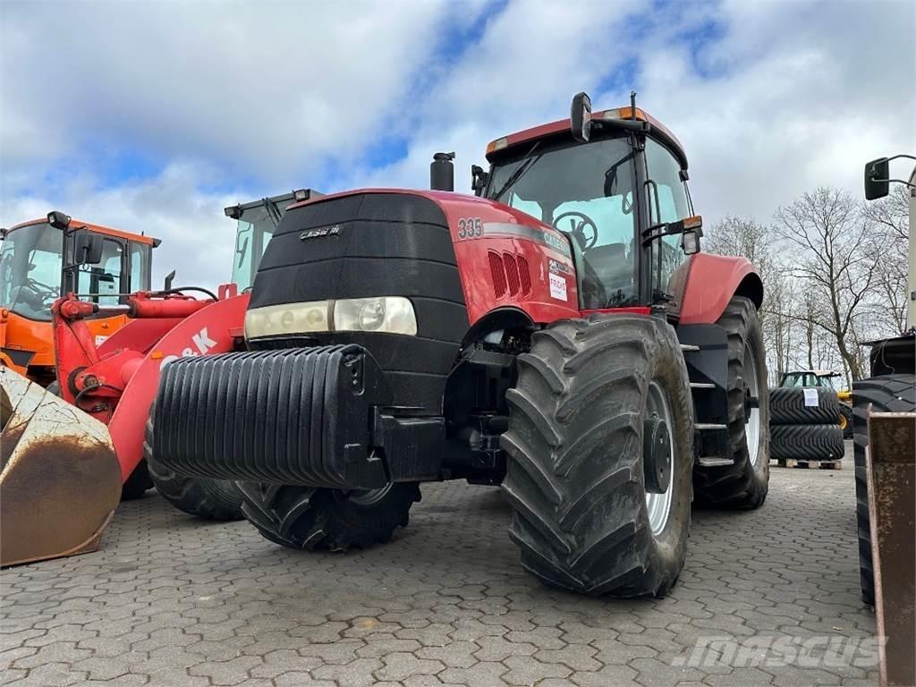 CASE Magnum 335 Tractoare