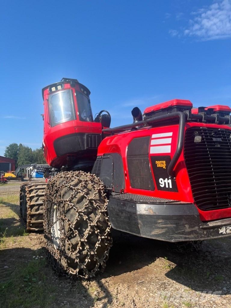 Komatsu 911CX-6 Combine forestiere