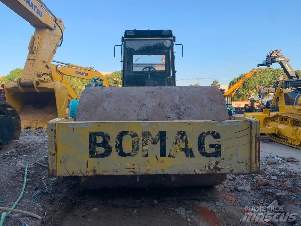 Bomag BW 225 D-3 Cilindri compactori dubli
