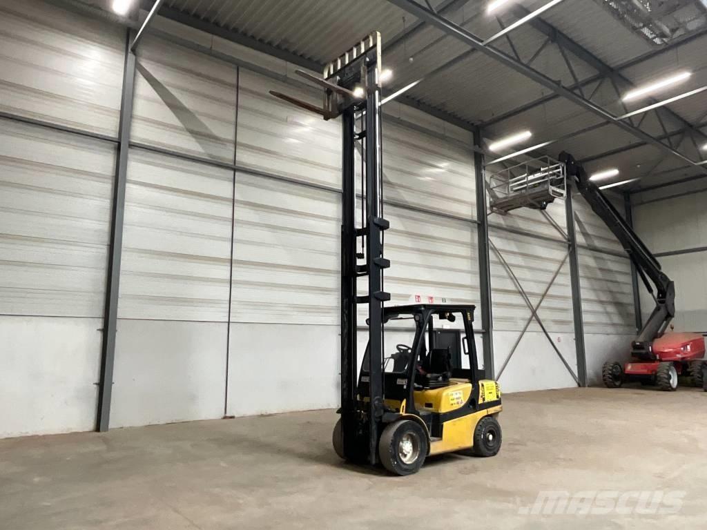 Yale GDP 35 VX Stivuitor diesel