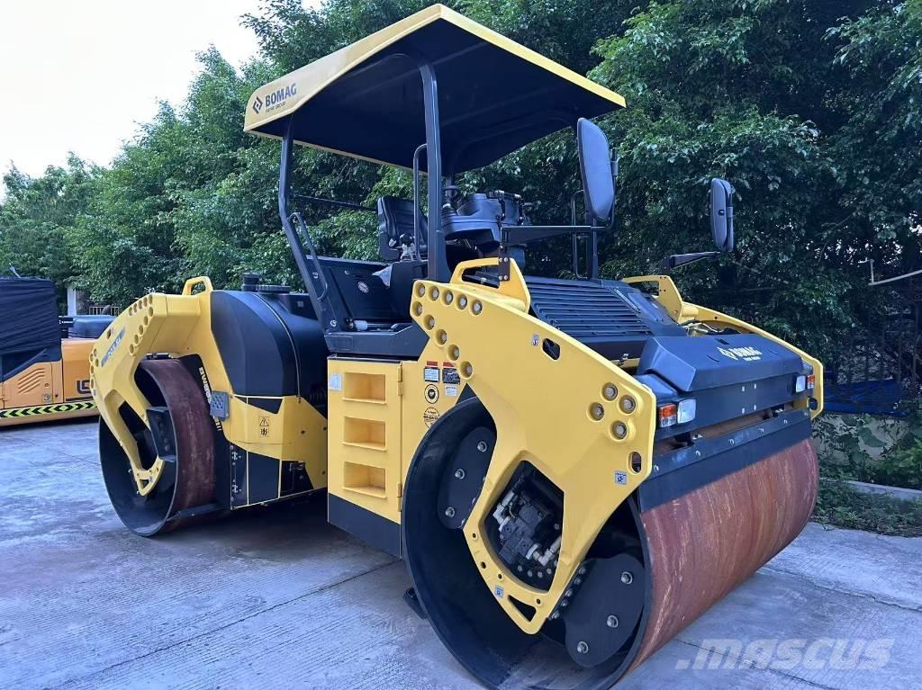 Bomag BW 203 SL-4 Cilindri compactori dubli