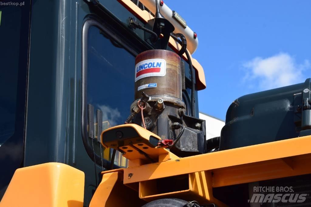 Hyundai HW 160 Excavatoare cu roti