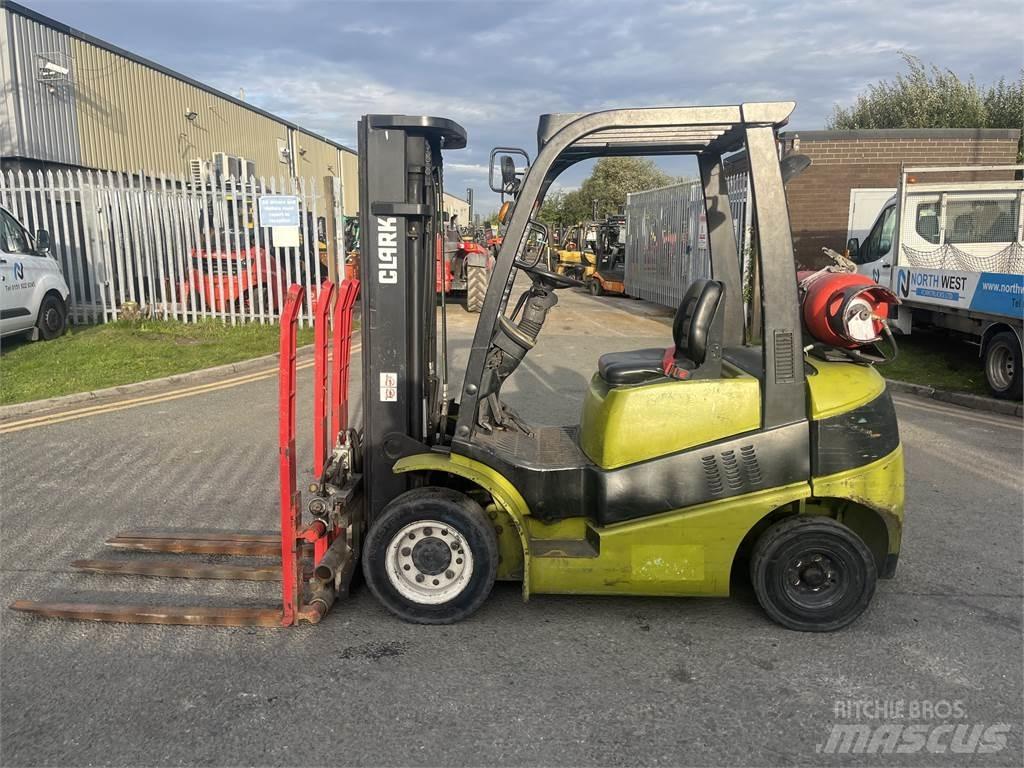 Clark C25G Stivuitor GPL