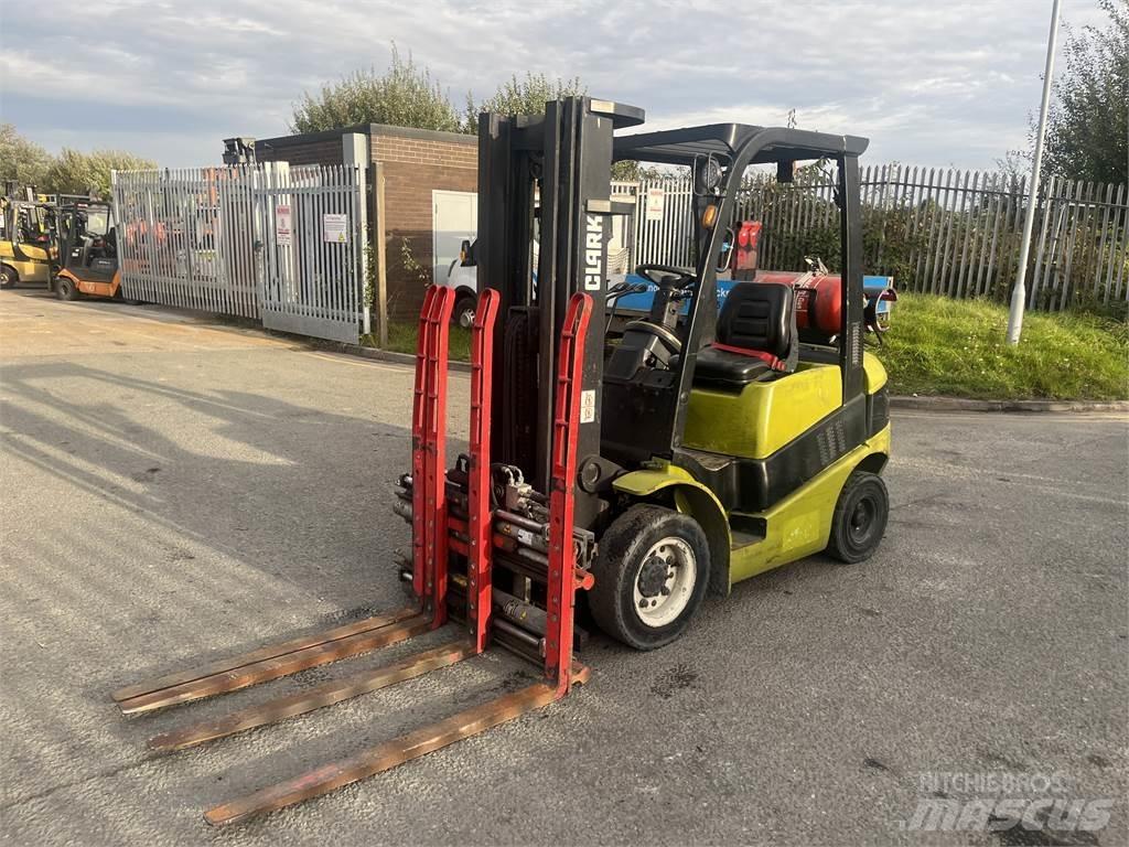 Clark C25G Stivuitor GPL