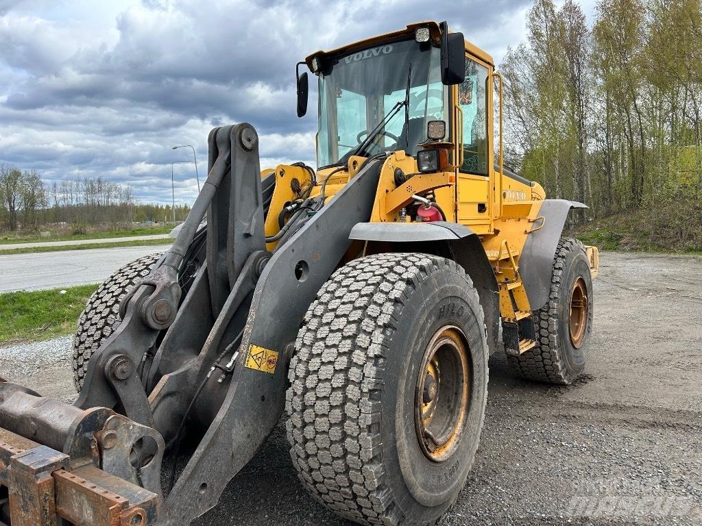 Volvo L 120 E Incarcator pe pneuri