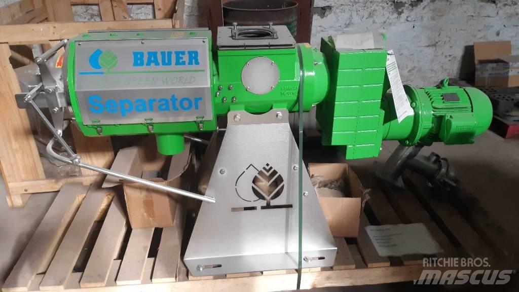 Bauer S 655 Utilaje si accesorii folosite la cresterea animalelor