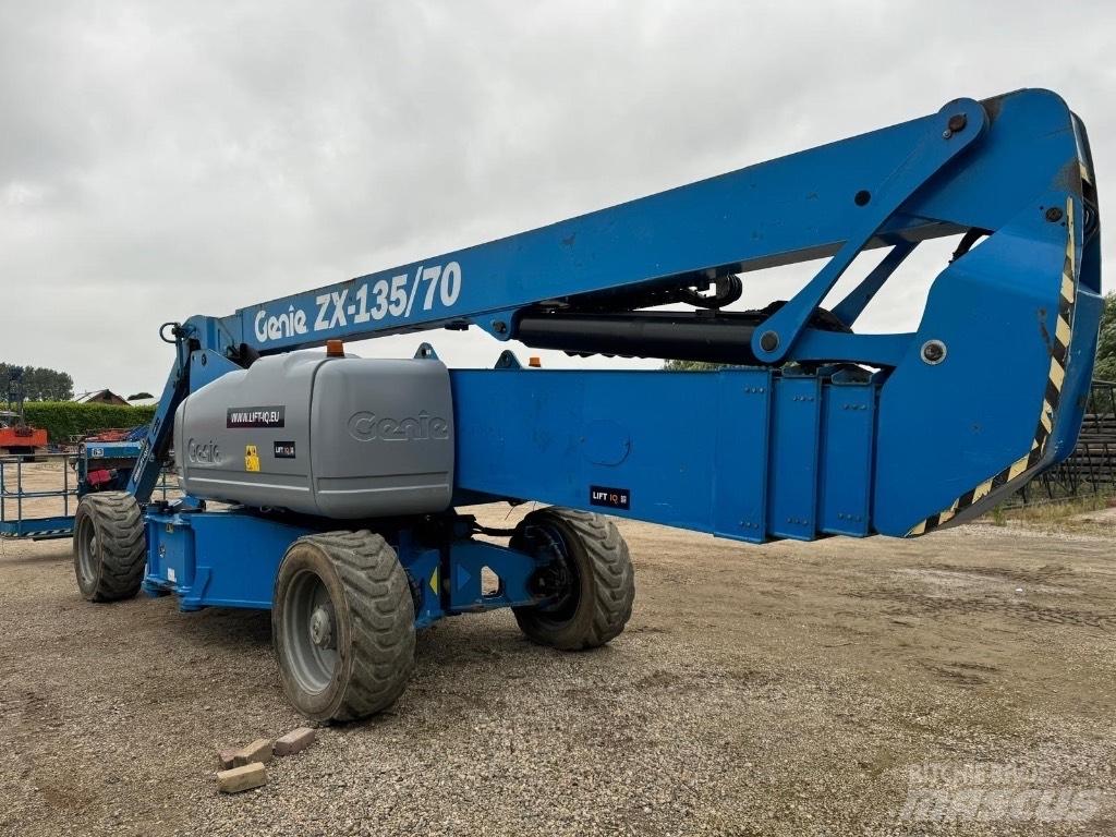 Genie ZX 135/70 Nacele cu brat articulat